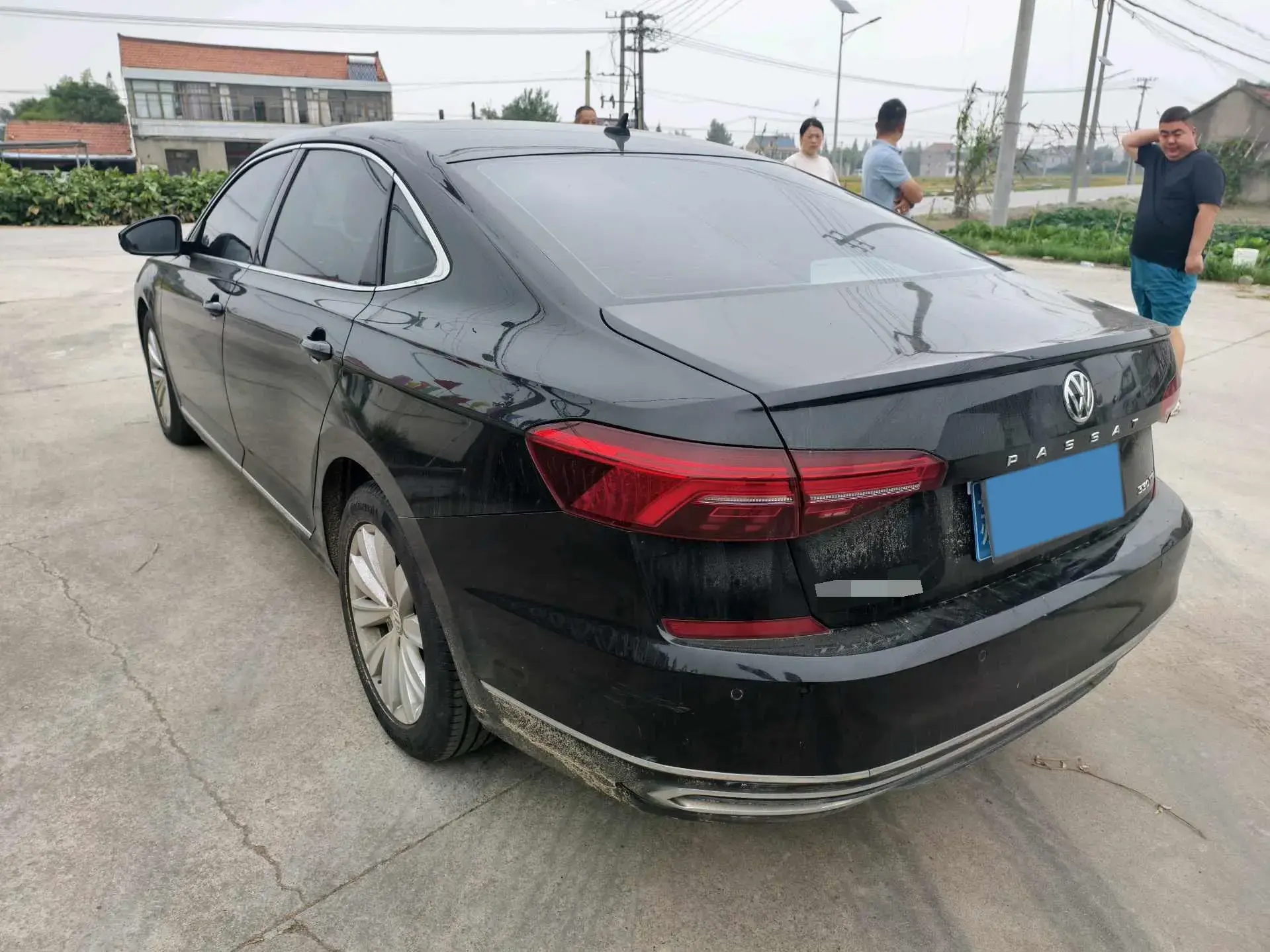 2019 VOLKSWAGEN PASSAT thumbnail 4