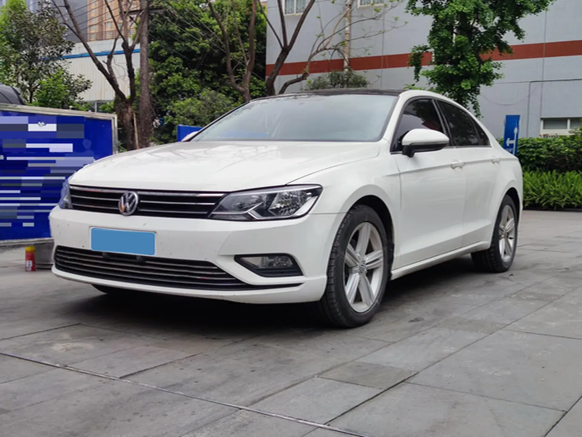 2019 VOLKSWAGEN LAMANDO view 1