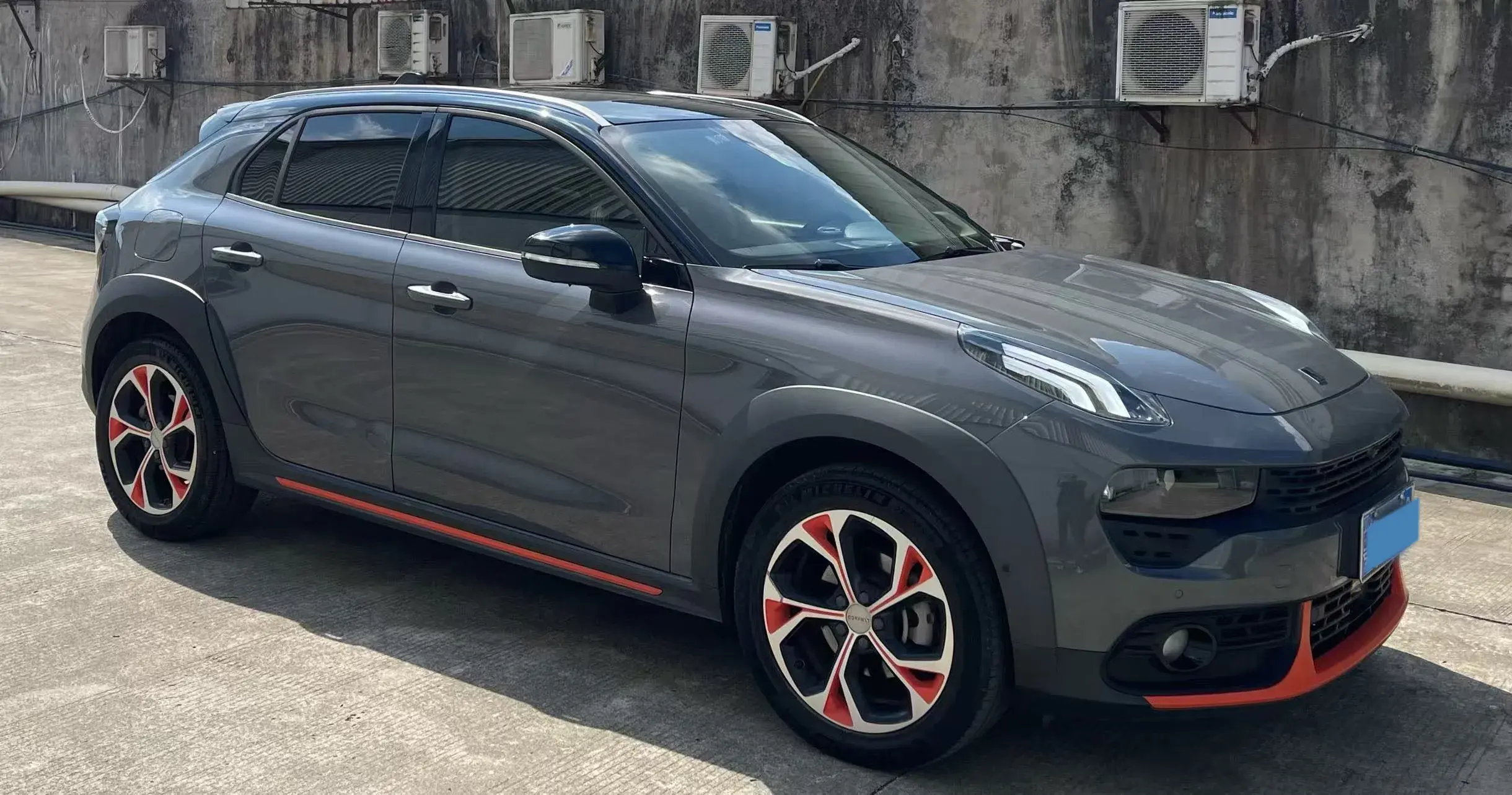2019 LYNK&CO 02 thumbnail 3