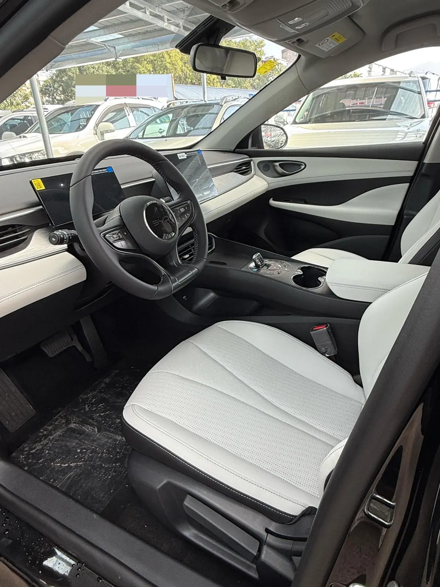 2025 BYD SEAL05 thumbnail 2