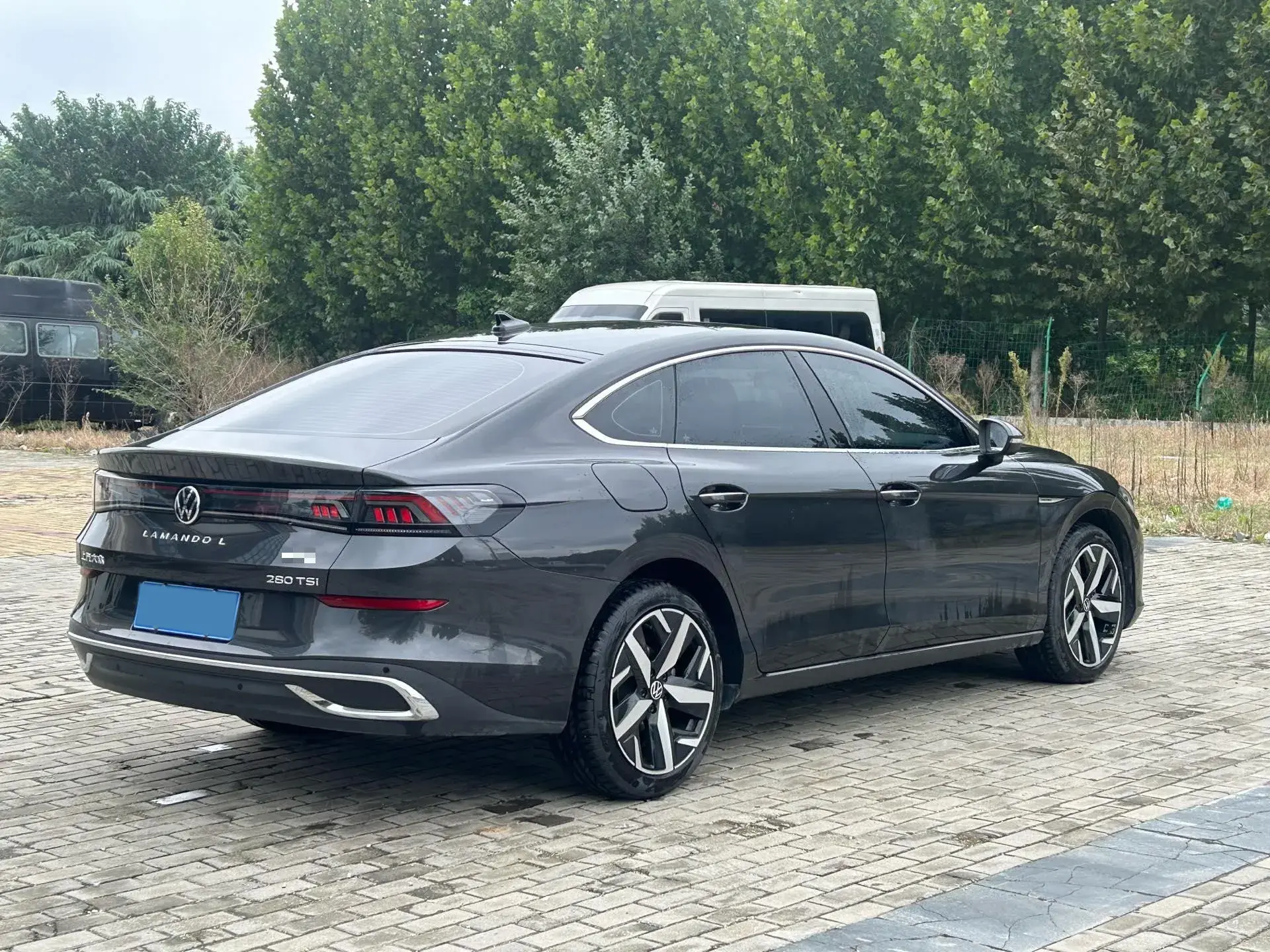 2023 VOLKSWAGEN LAMANDO thumbnail 4