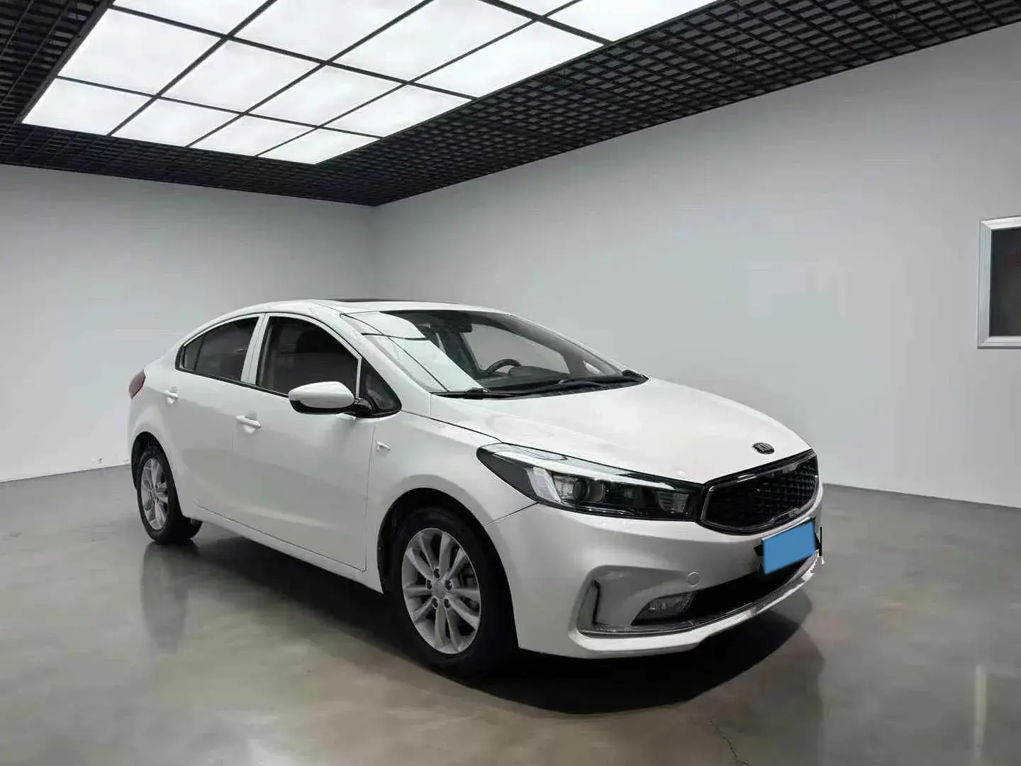 2017 KIA K3 thumbnail 3