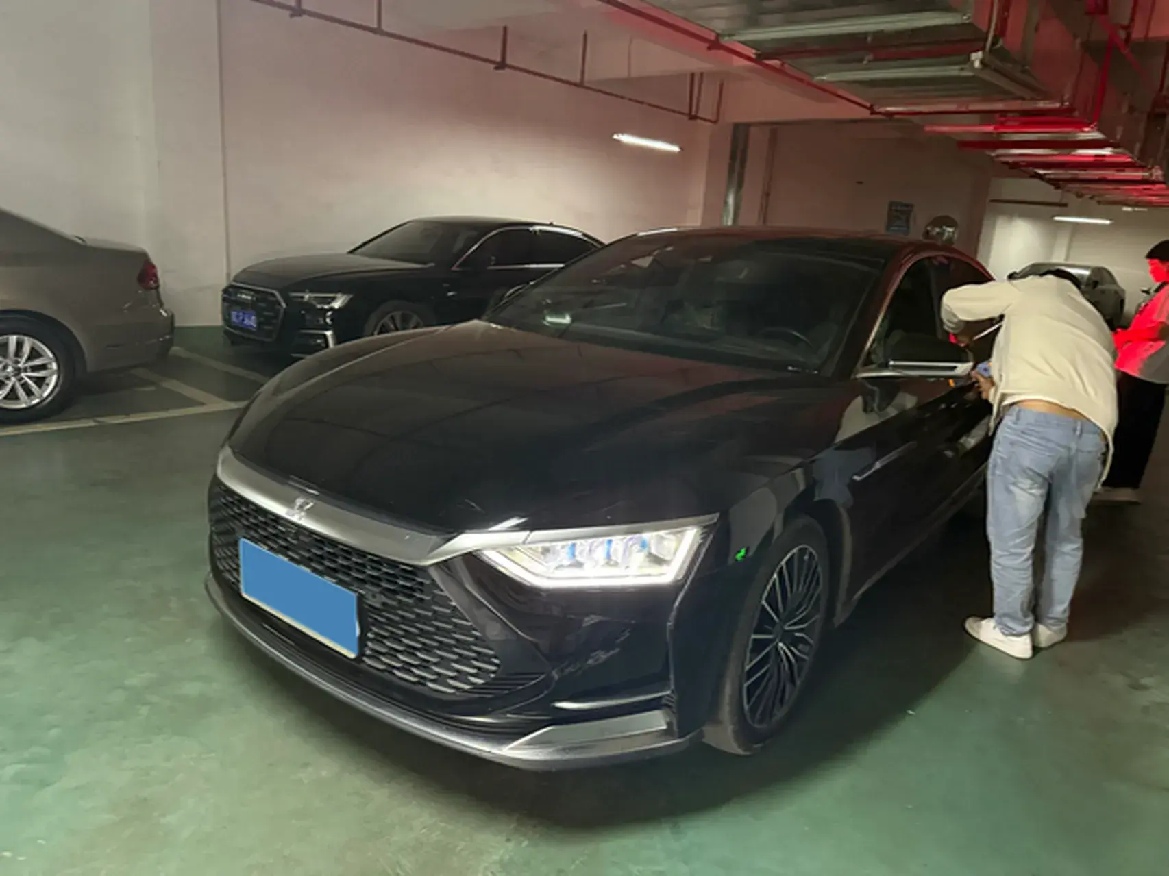 2020 BYD HAN thumbnail 3