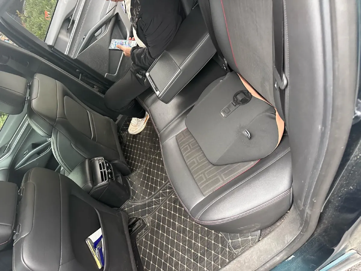 2023 Ford Mondeo 1.5T 190HP L4 8AT,autocango,china used car exporter,china ev exporter,chinese used car exporter,chinese used ev exporter