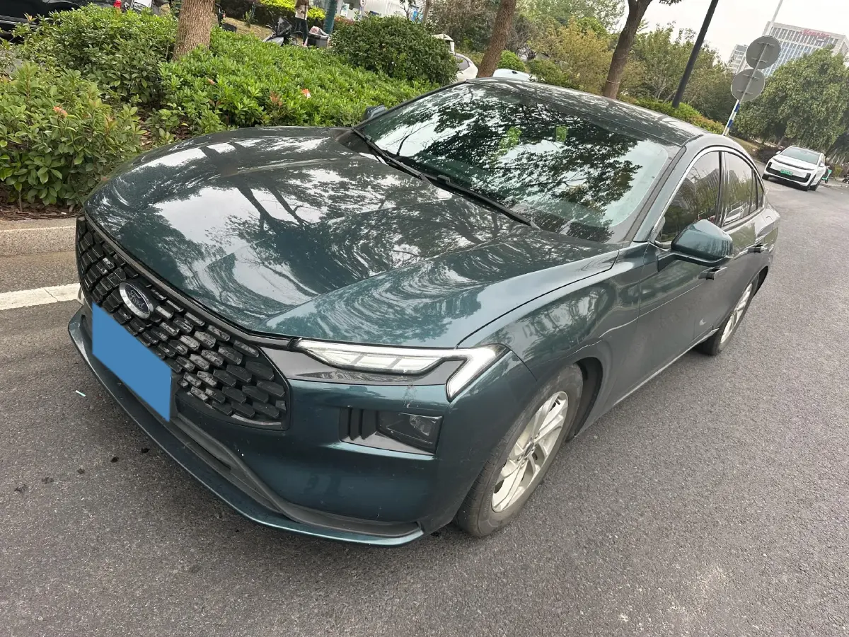 2023 Ford Mondeo 1.5T 190HP L4 8AT