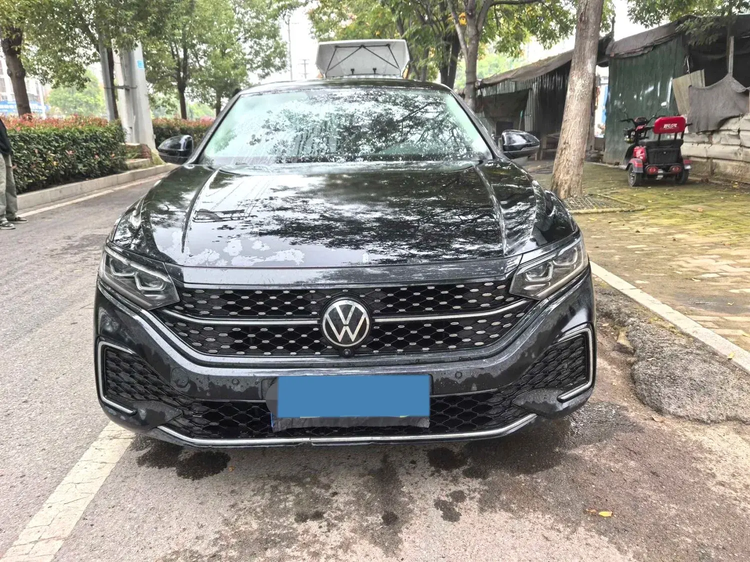 2023 VOLKSWAGEN PASSAT thumbnail 2