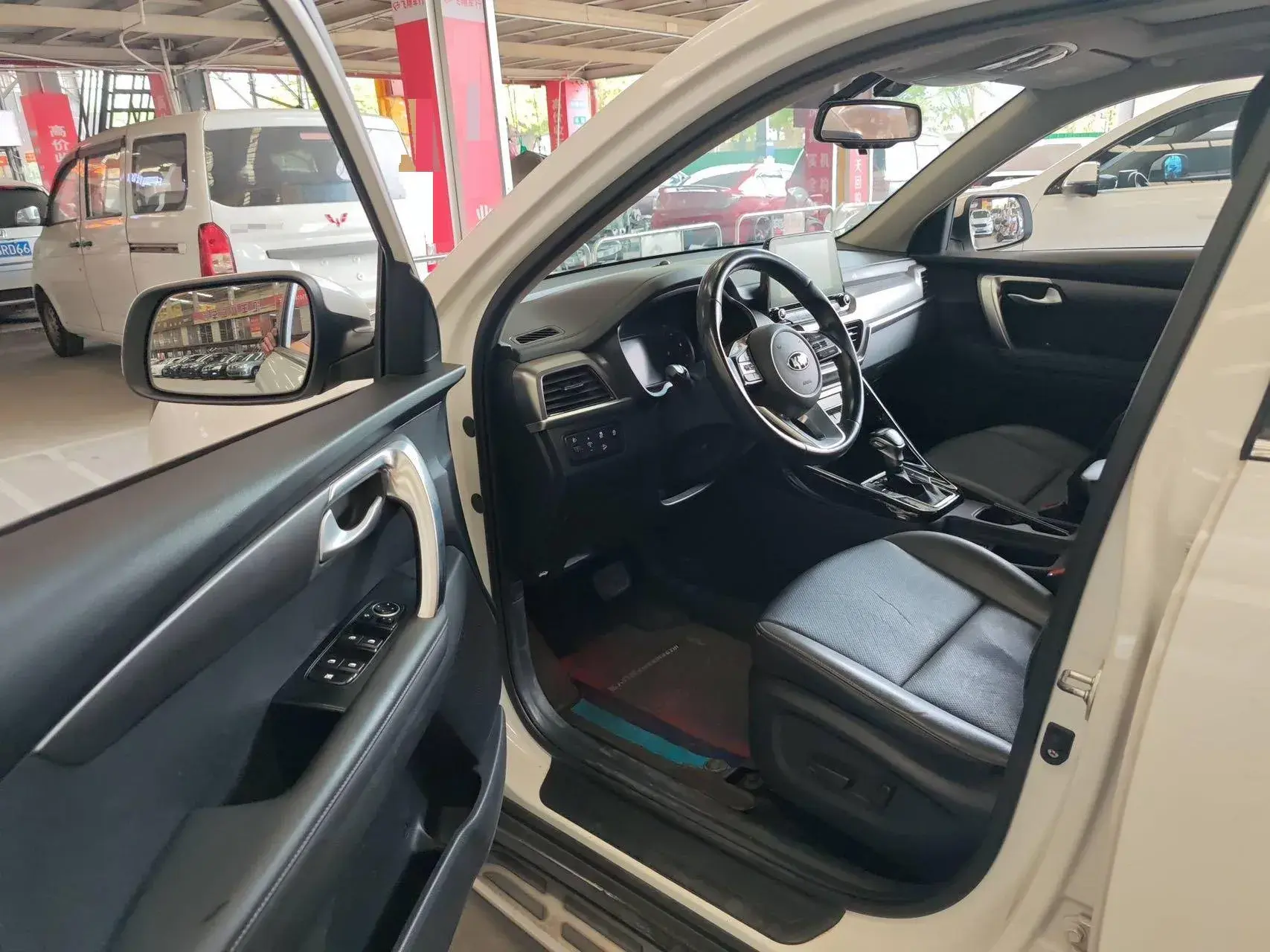 2019 KIA SPORTAGE thumbnail 4