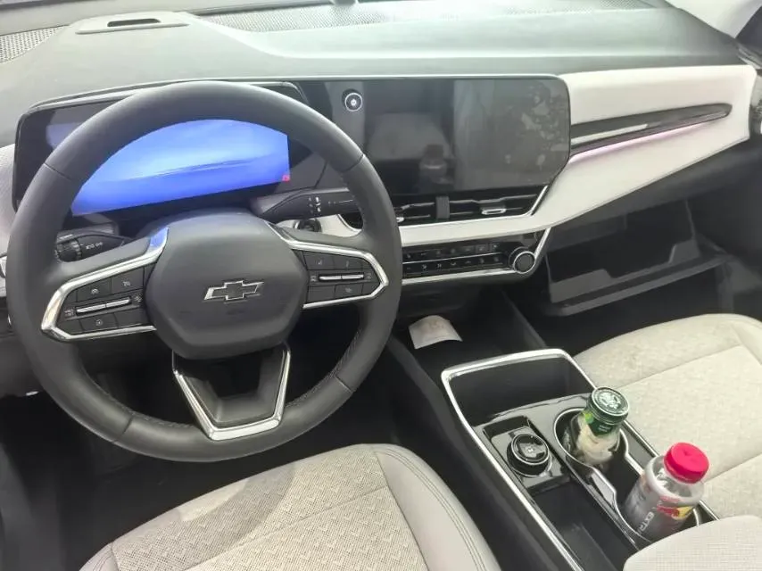 2024 Chevrolet EquinoxPlus 1.5T 180HP L4 2DHT PHEV 24.4KWH,autocango,china used car exporter,china ev exporter,chinese used car exporter,chinese used ev exporter