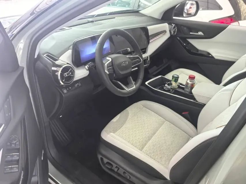 2024 Chevrolet EquinoxPlus 1.5T 180HP L4 2DHT PHEV 24.4KWH,autocango,china used car exporter,china ev exporter,chinese used car exporter,chinese used ev exporter