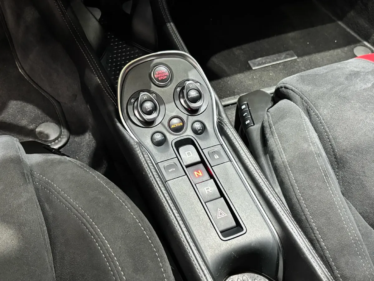 2015 McLaren 570 3.8T 570HP V8 7DCT,autocango,china used car exporter,china ev exporter,chinese used car exporter,chinese used ev exporter