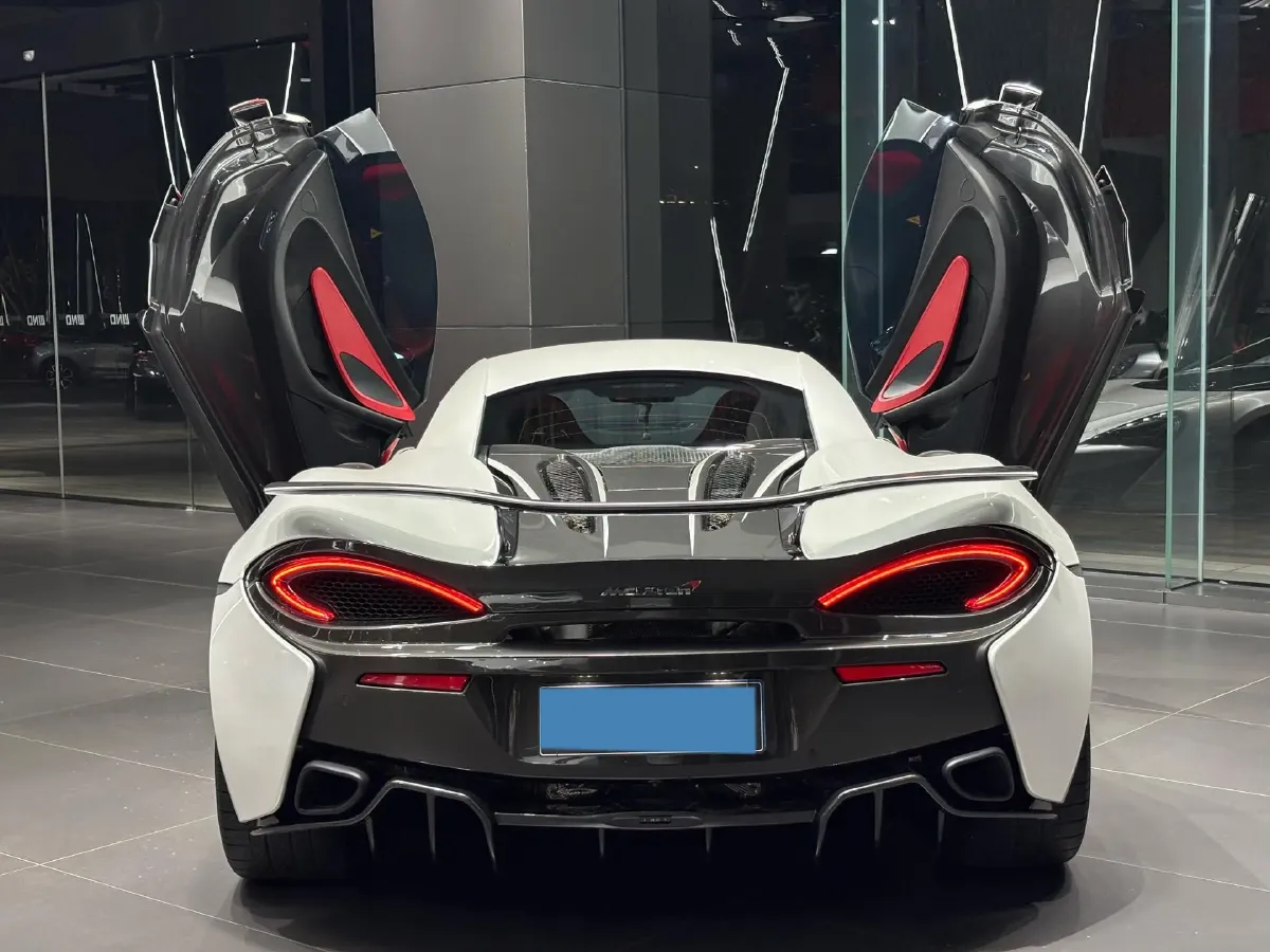 2015 McLaren 570 3.8T 570HP V8 7DCT,autocango,china used car exporter,china ev exporter,chinese used car exporter,chinese used ev exporter