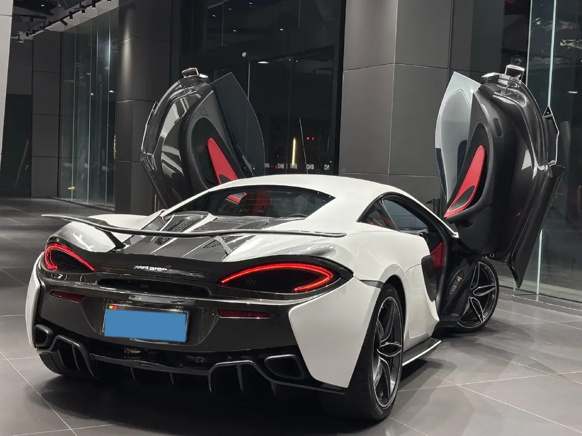 2015 McLaren 570 3.8T 570HP V8 7DCT,autocango,china used car exporter,china ev exporter,chinese used car exporter,chinese used ev exporter