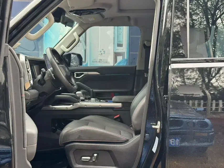 2023 JETOUR TRAVELLER thumbnail 4