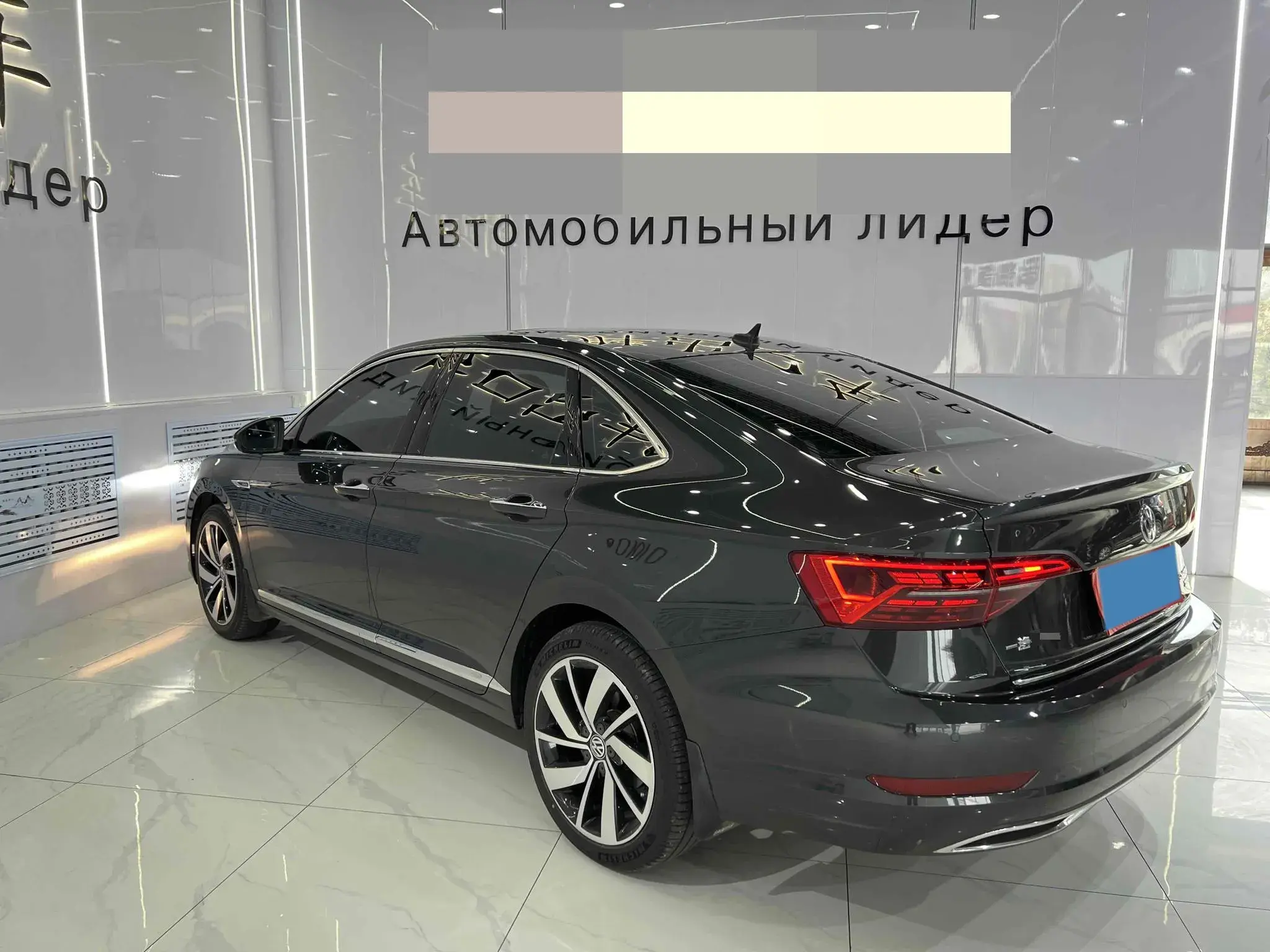 2021 VOLKSWAGEN SAGITAR thumbnail 3