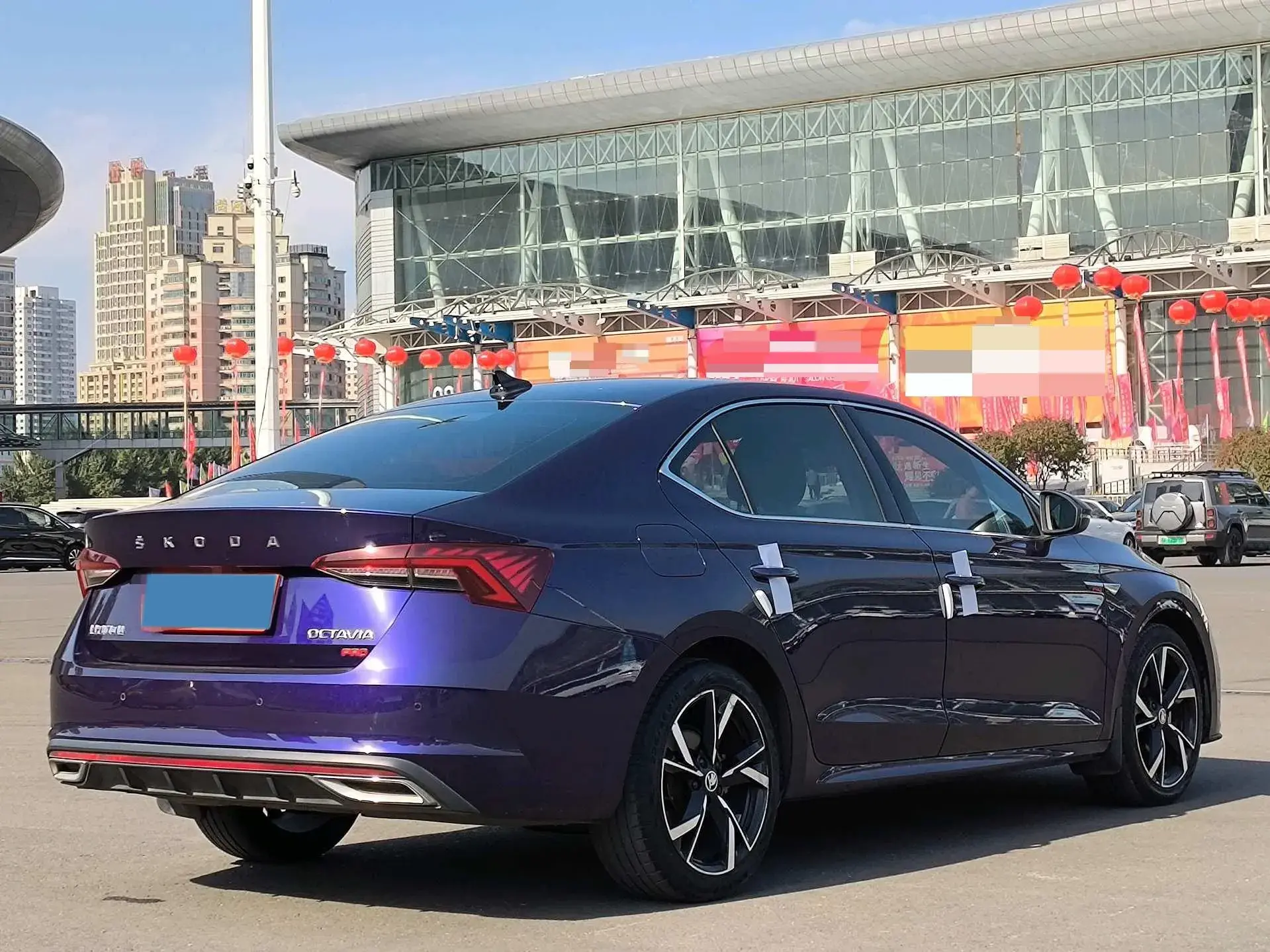 2021 SKODA OCTAVIA thumbnail 4