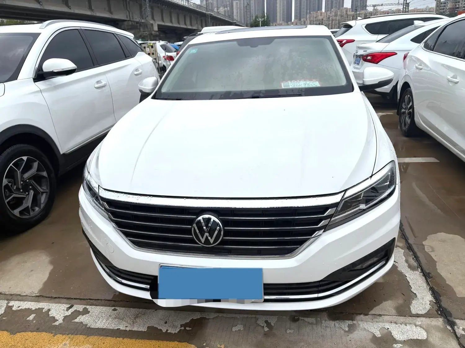 2021 VOLKSWAGEN LAVIDA thumbnail 2