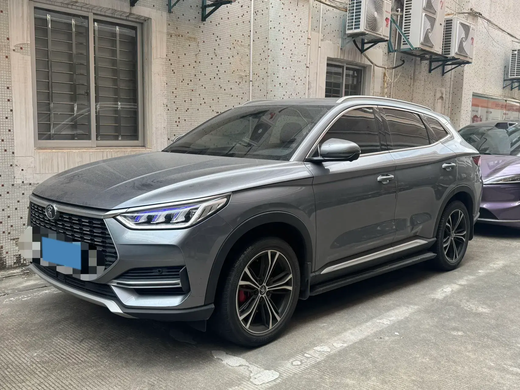 2020 BYD SONG view 1