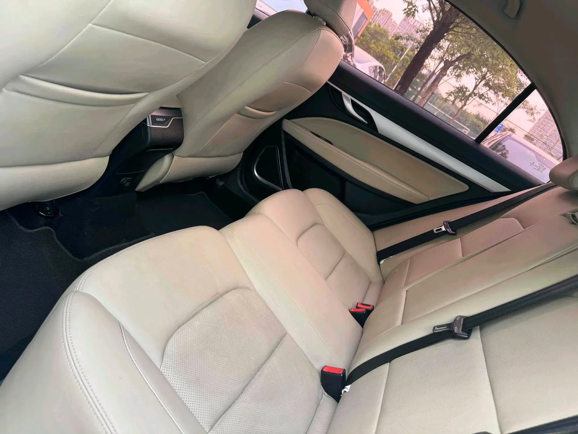 2018 GEELY EMGRAND thumbnail 4