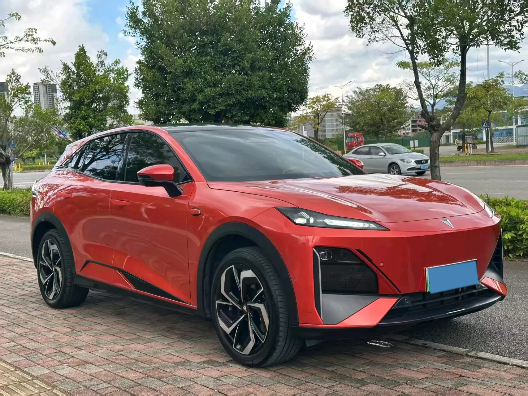 2024 DEEPAL S07 thumbnail 3