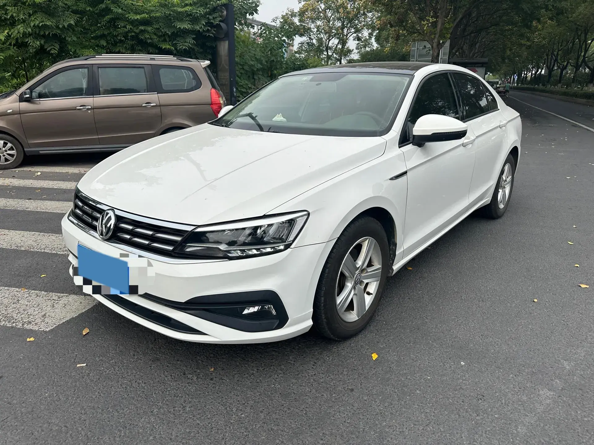 2019 VOLKSWAGEN LAMANDO view 1