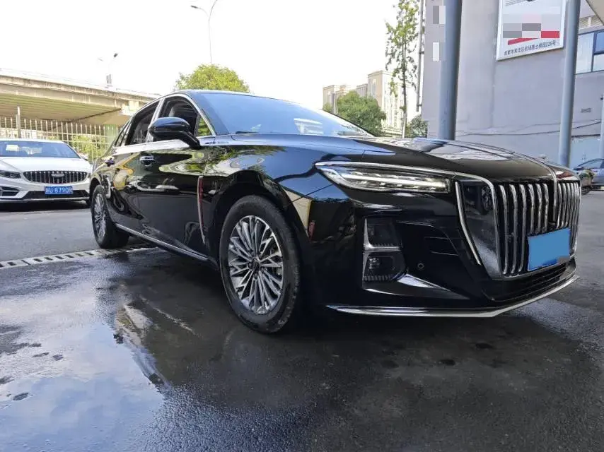 2024 HONGQI H5 thumbnail 3