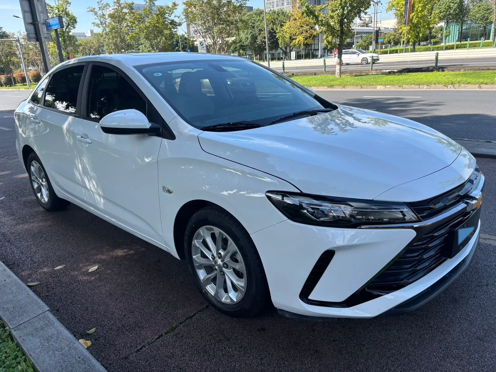 2023 CHEVROLET MONZA thumbnail 3