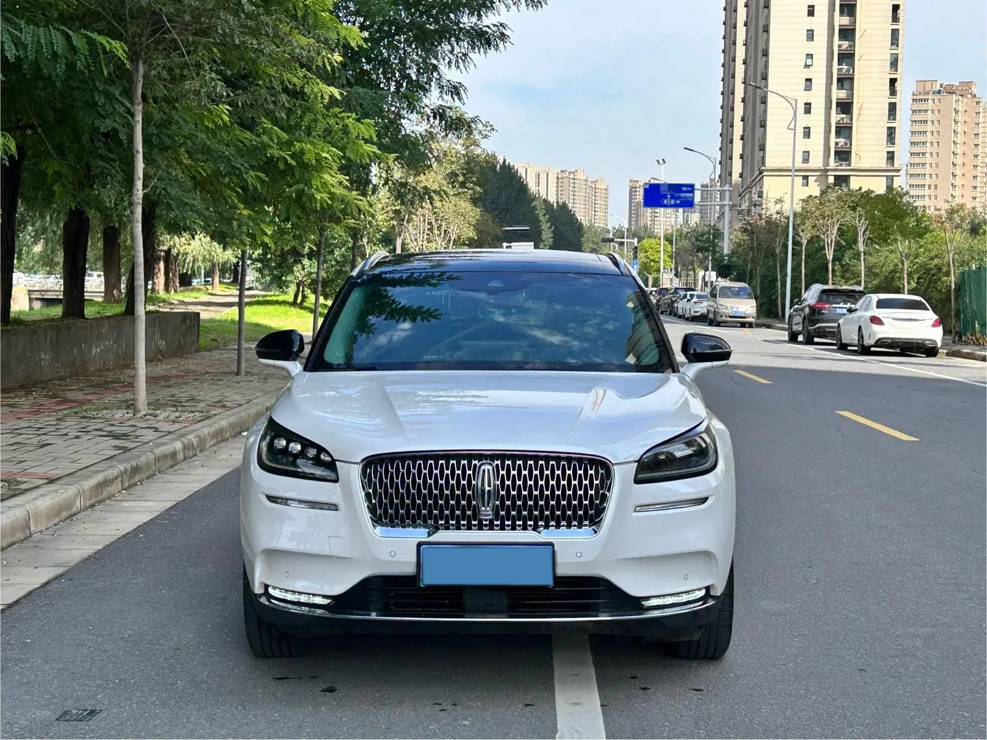 2021 LINCOLN CORSAIR thumbnail 2