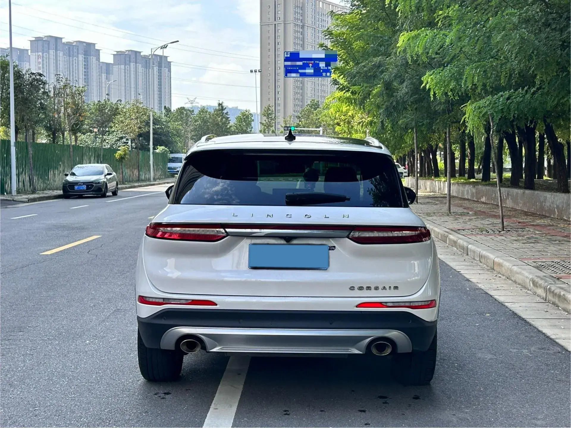 2021 LINCOLN CORSAIR thumbnail 4