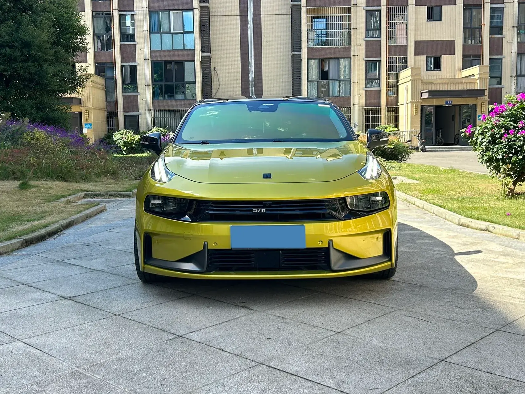 2021 LYNK&CO 03 thumbnail 2