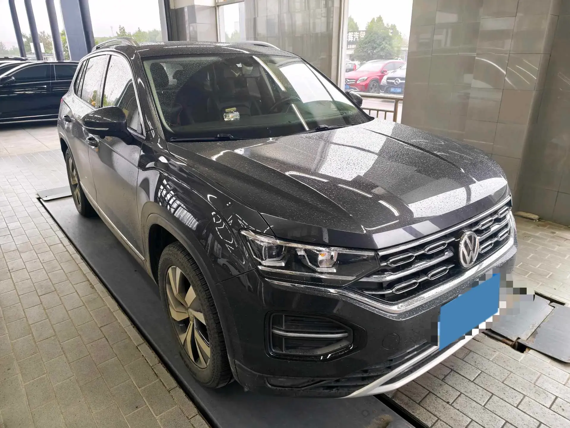 2019 VOLKSWAGEN TAYRON thumbnail 2