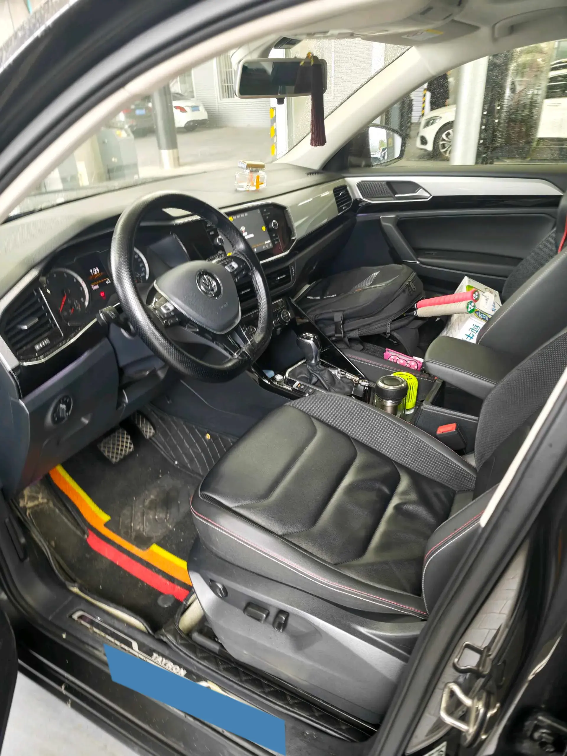 2019 VOLKSWAGEN TAYRON thumbnail 4