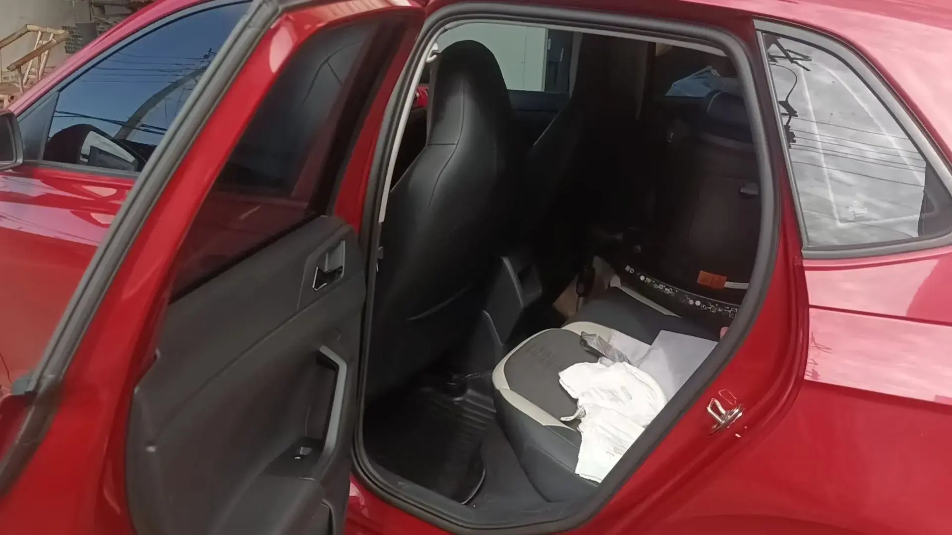 2021 VOLKSWAGEN POLO thumbnail 4