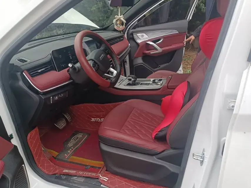 2023 JETOUR X70 thumbnail 3