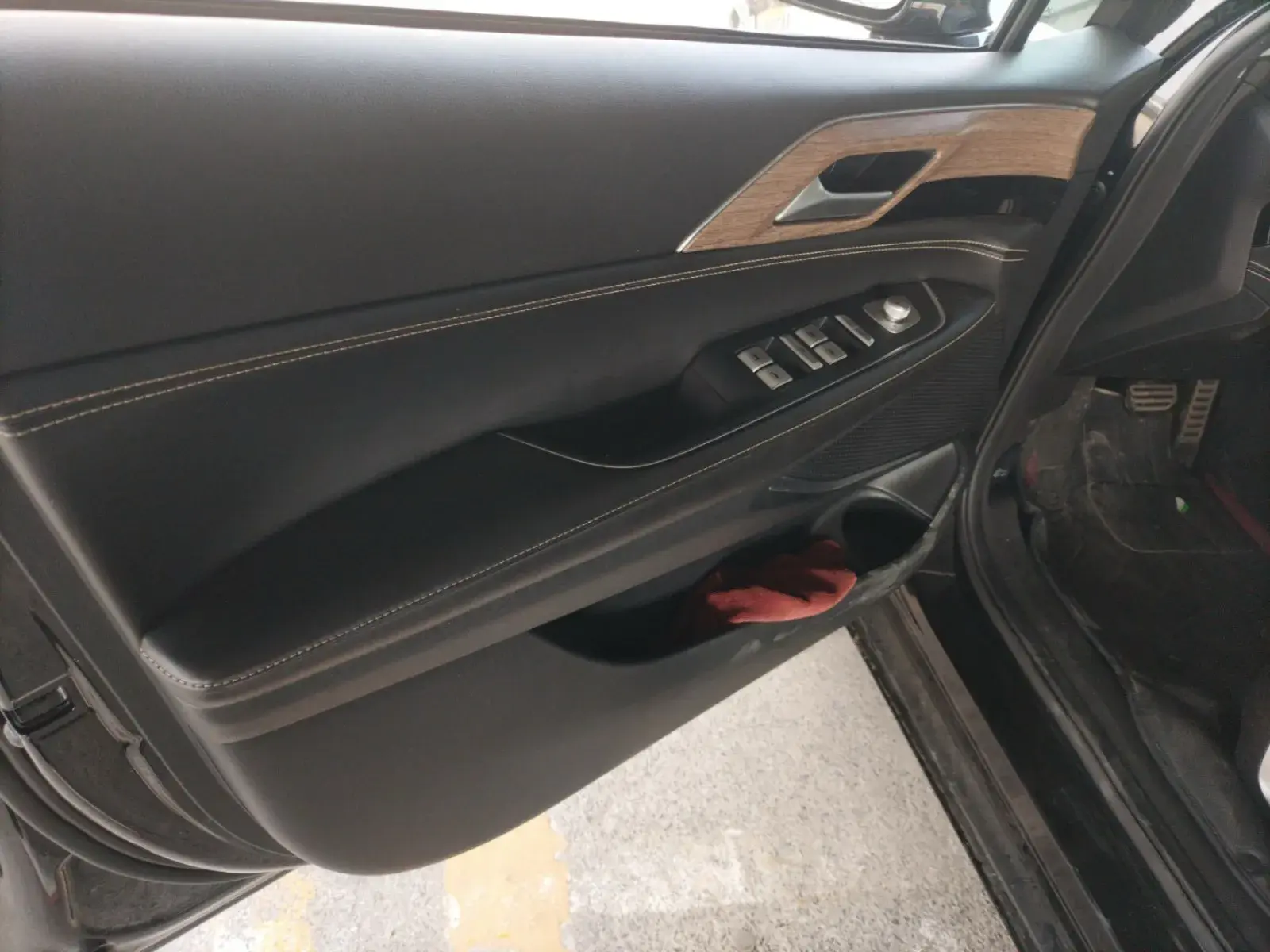 2022 XPENG P5 thumbnail 2