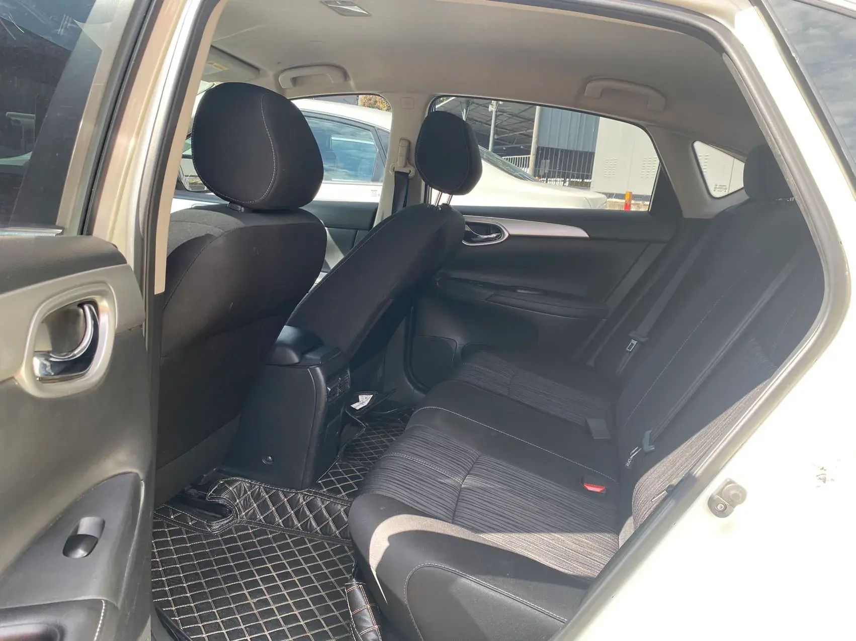 2022 NISSAN SYLPHY thumbnail 4