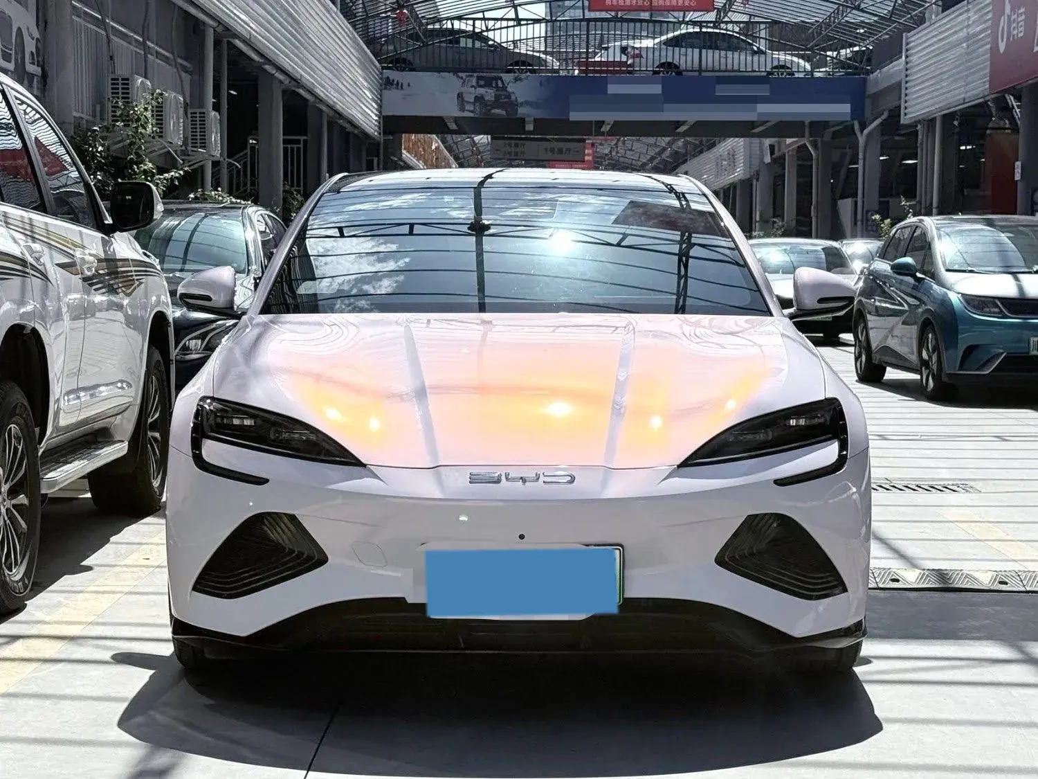 2022 BYD SEAL thumbnail 2