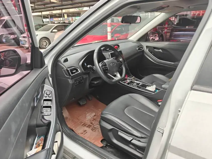 2020 HYUNDAI IX25 thumbnail 4