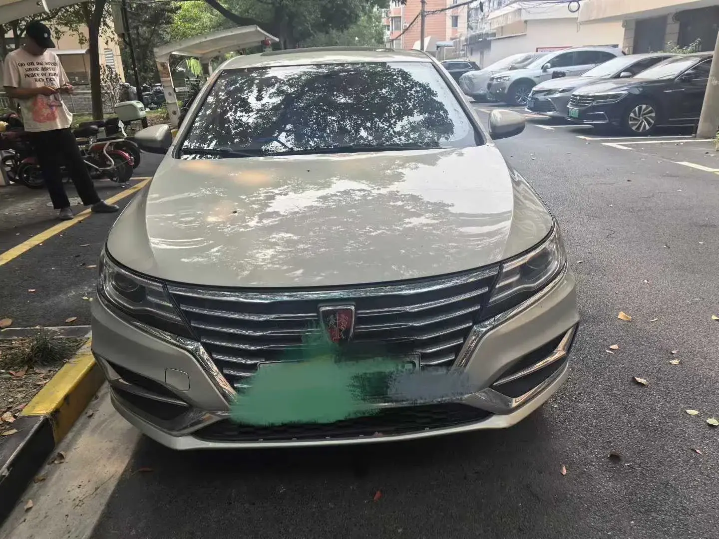 2019 ROEWE I6 thumbnail 2