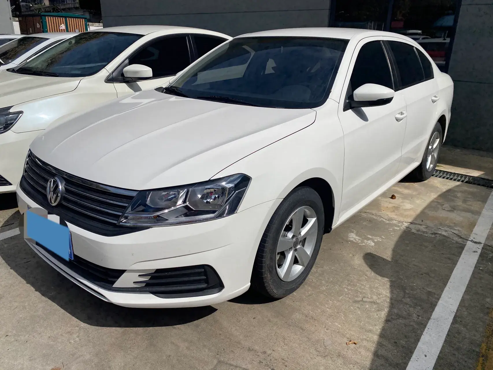 2019 VOLKSWAGEN LAVIDA view 1