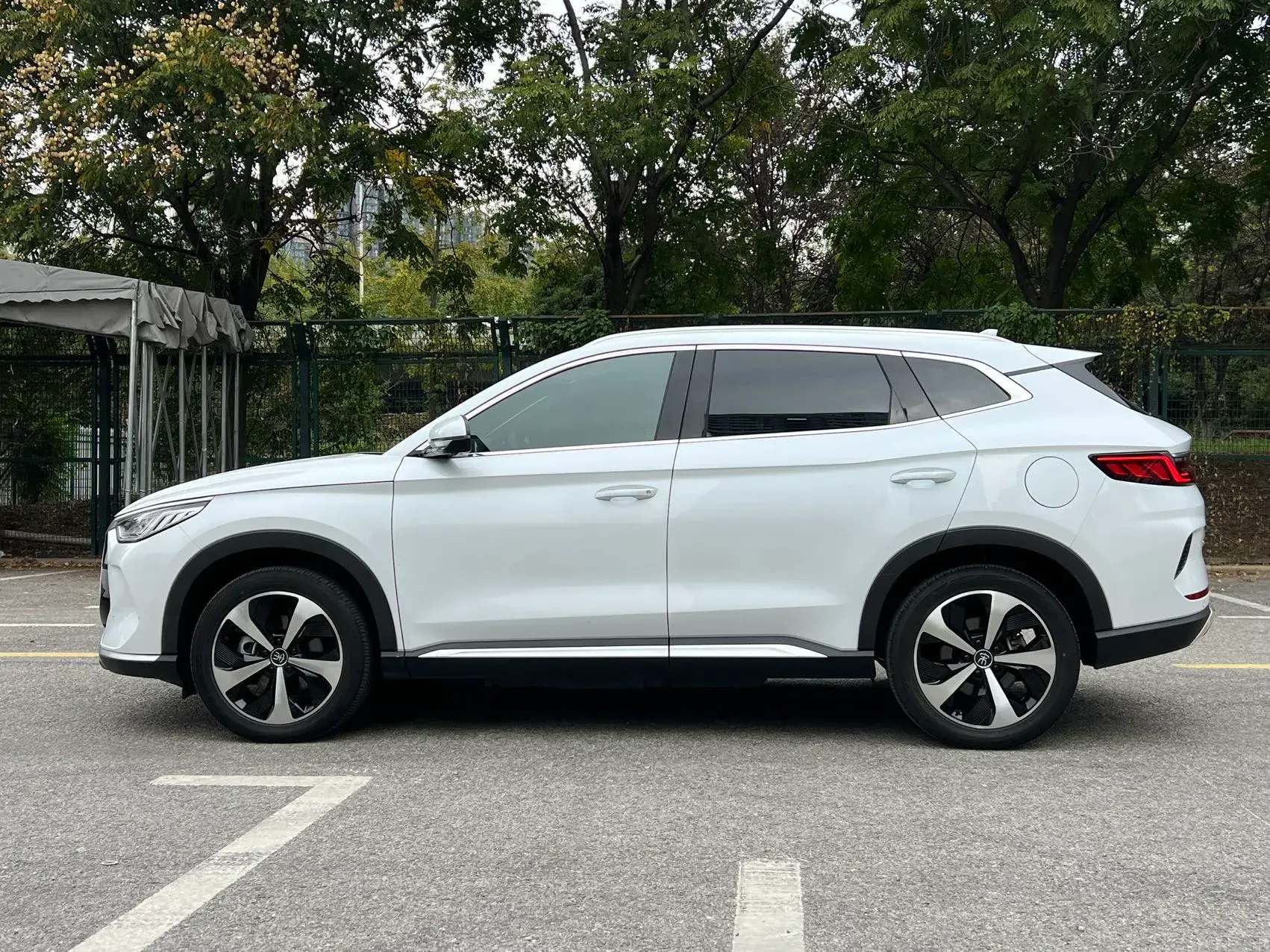 2022 BYD SONG thumbnail 3