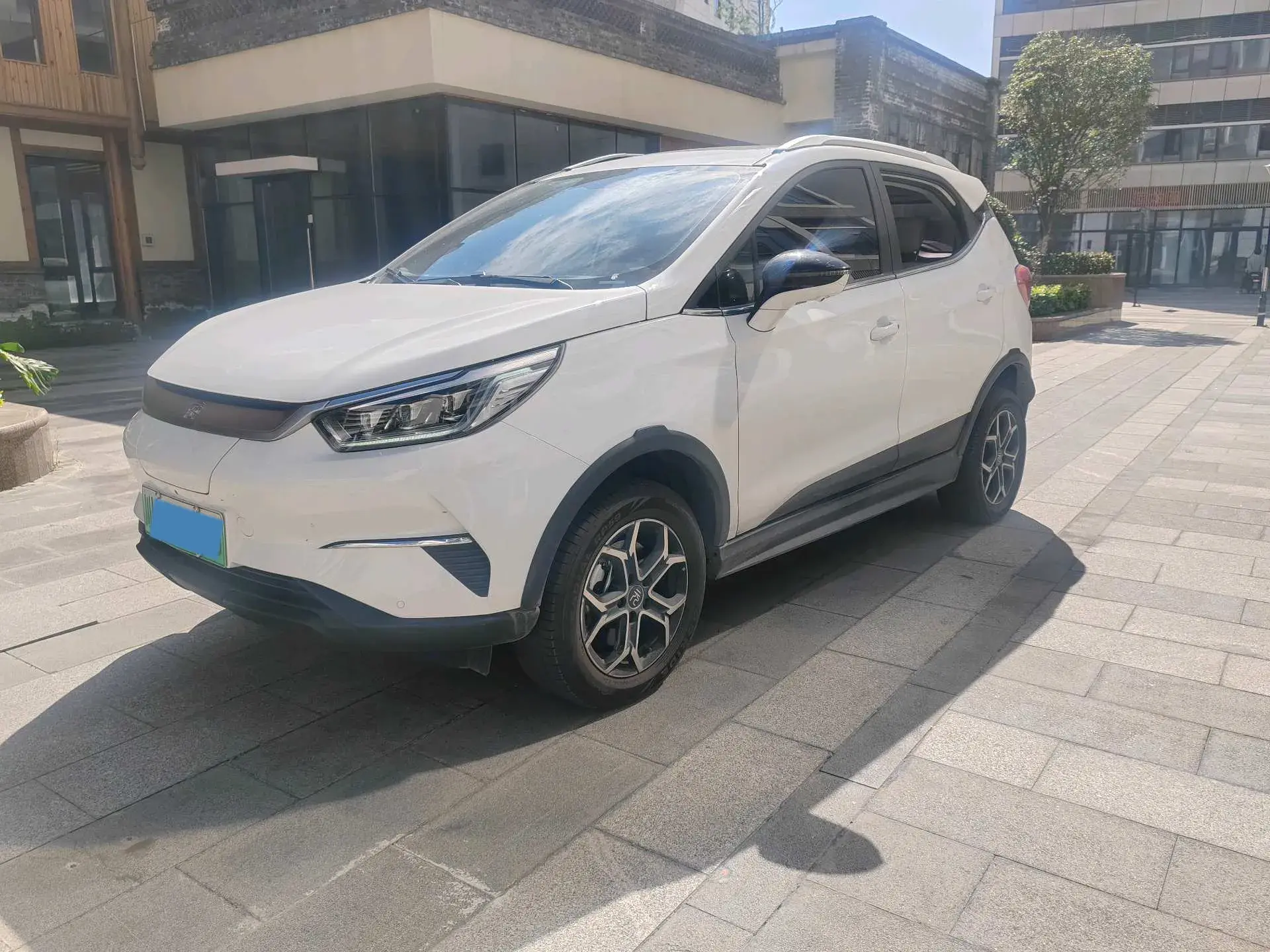 2023 BYD YUAN view 1
