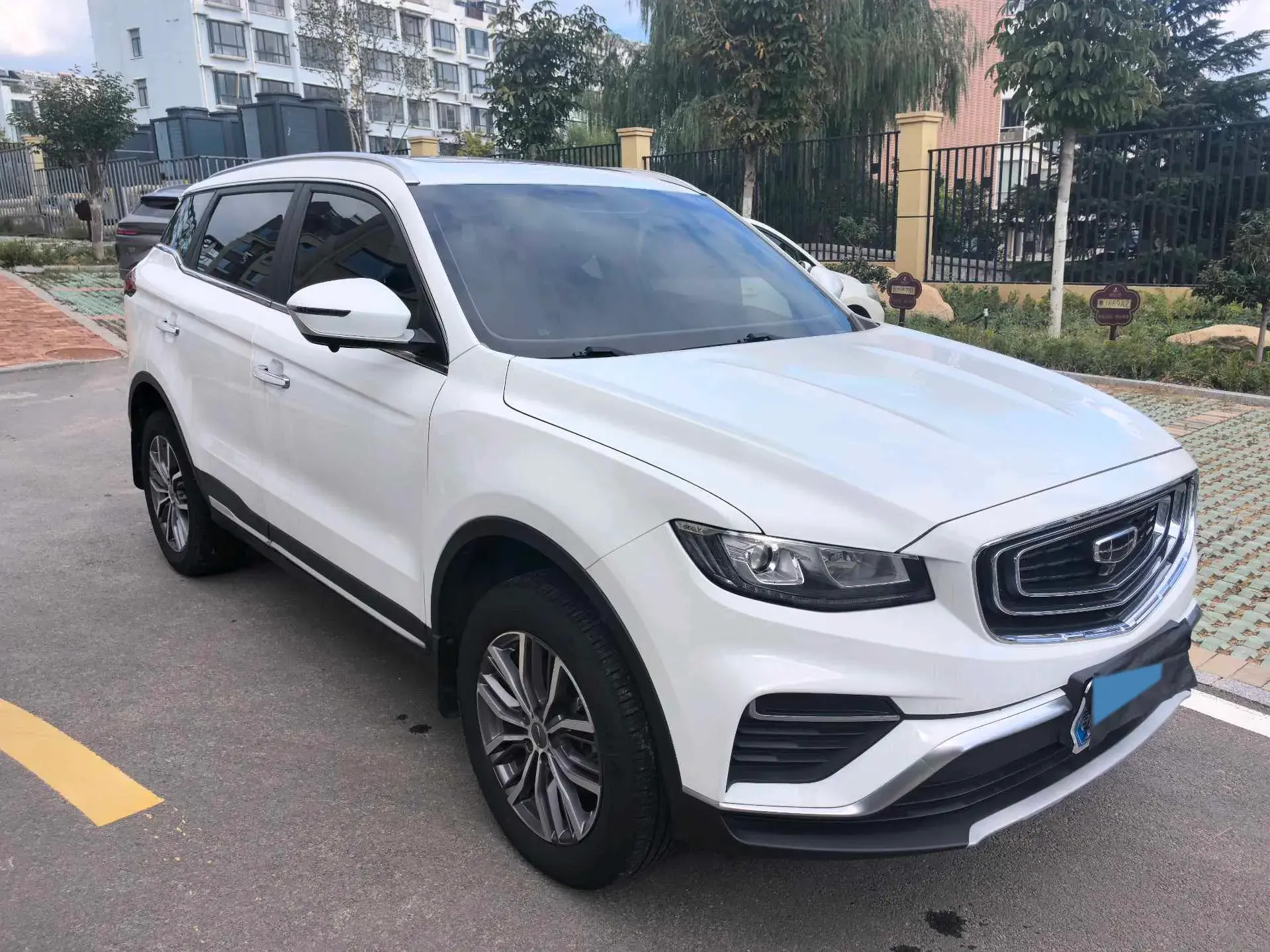 2020 GEELY AZKARRA thumbnail 2