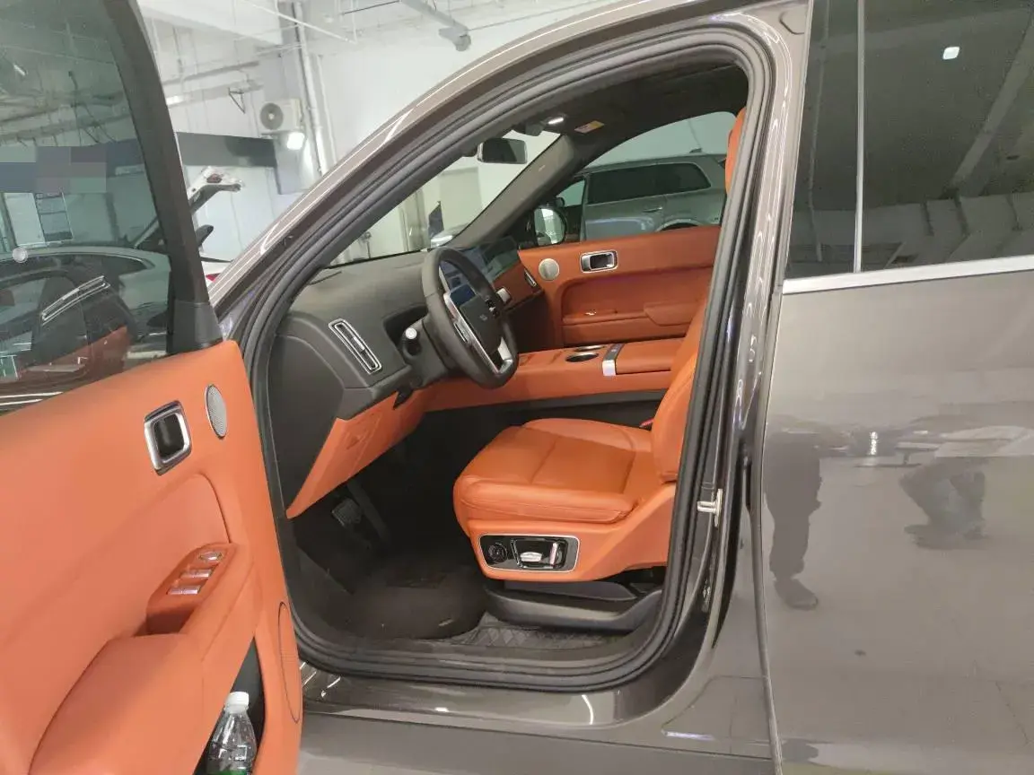 2023 LI L7 thumbnail 2