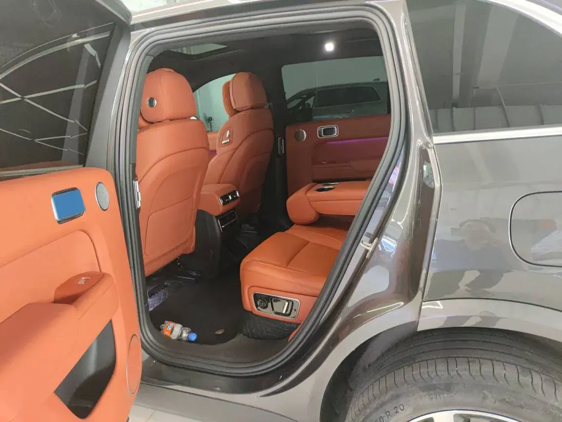 2023 LI L7 thumbnail 4