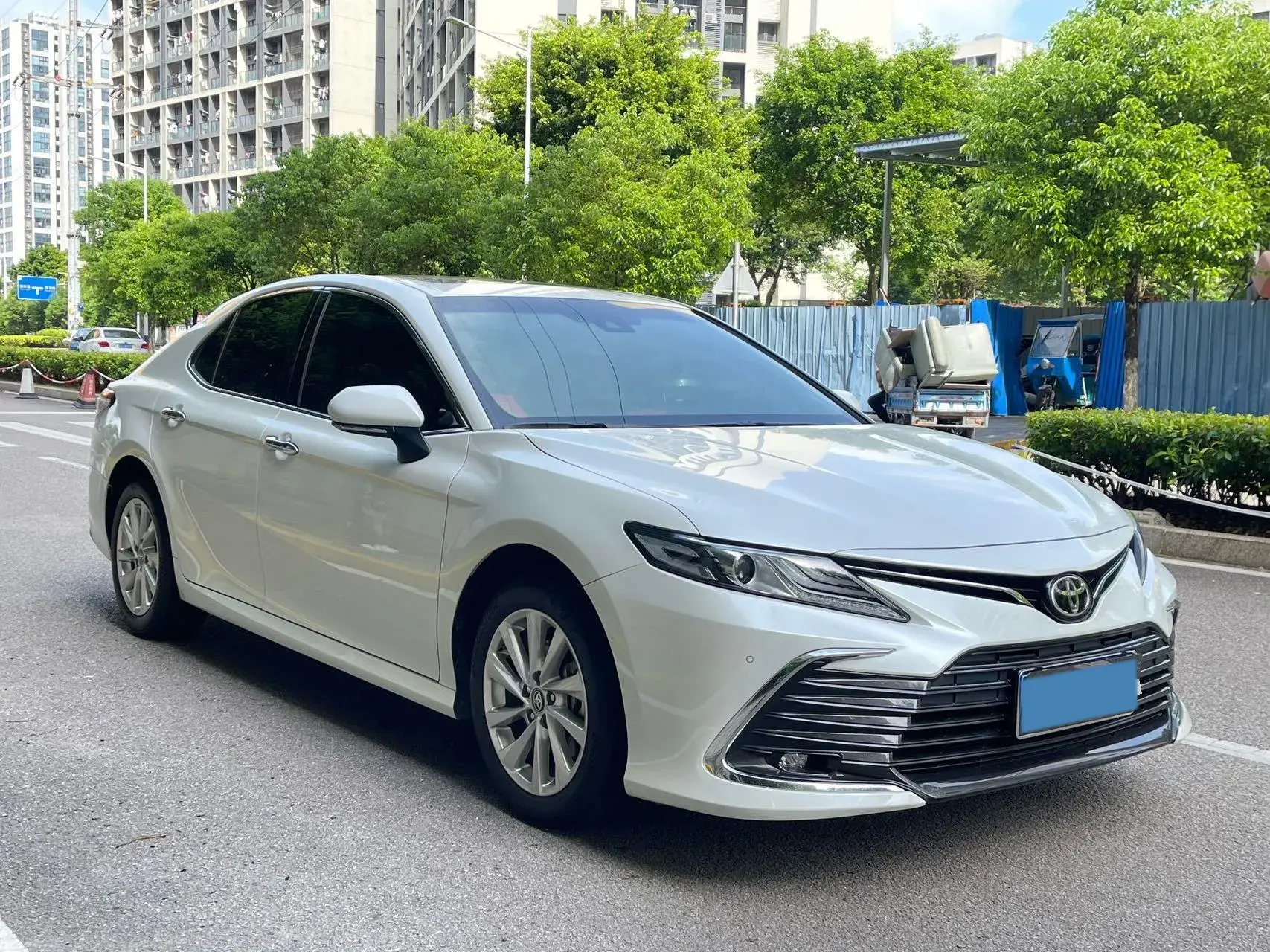 2021 TOYOTA CAMRY thumbnail 3