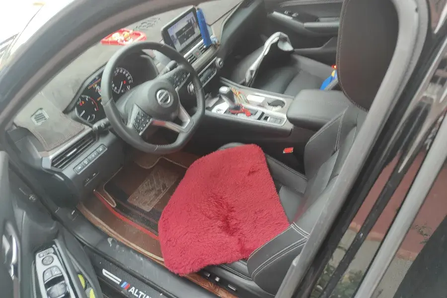 2021 NISSAN TEANA thumbnail 4