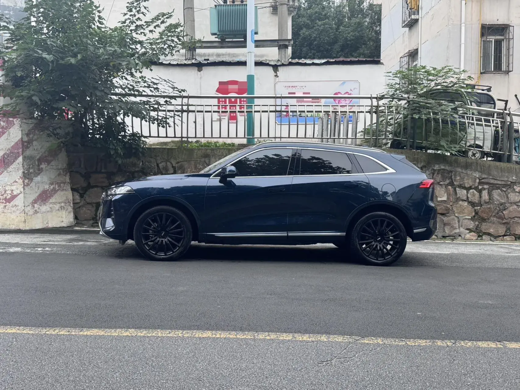 2022 WEY MOCHA thumbnail 2