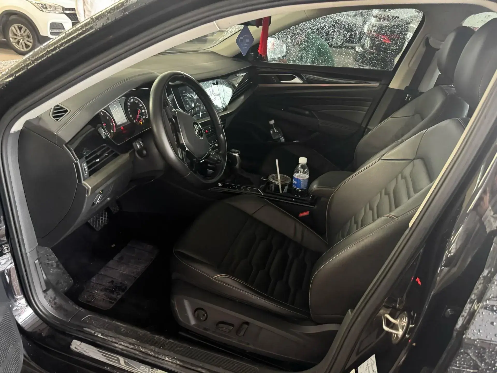 2020 VOLKSWAGEN PASSAT thumbnail 4