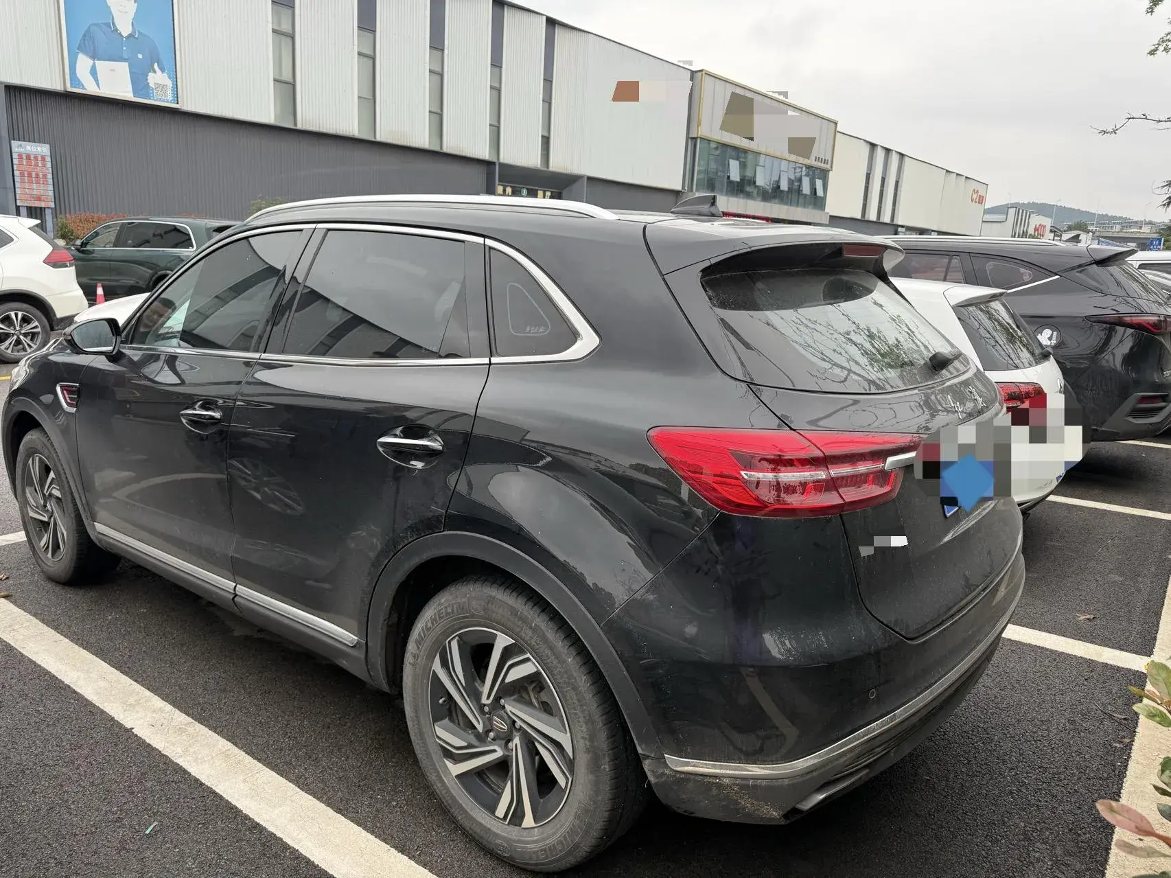 2019 HONGQI HS5 thumbnail 3