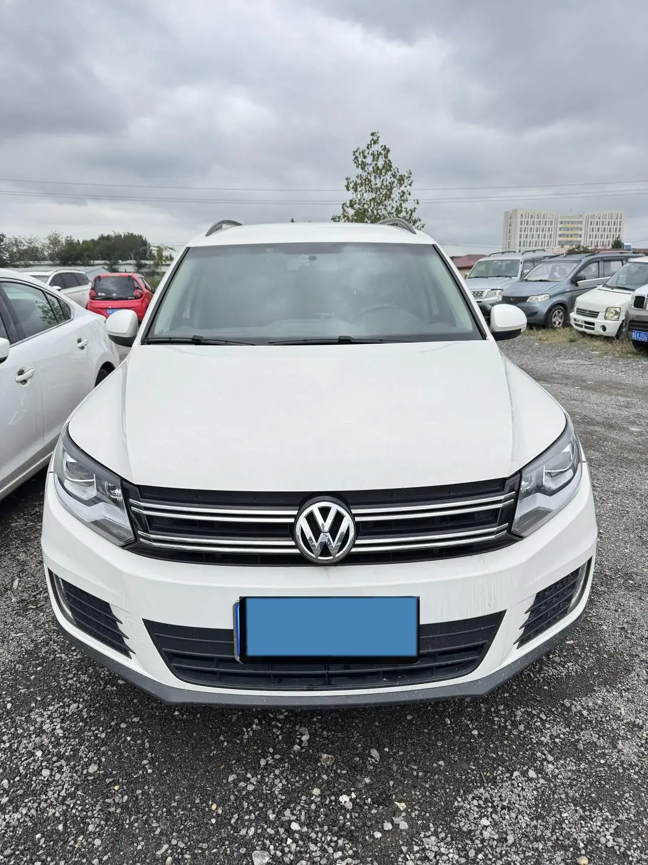 2016 VOLKSWAGEN TIGUAN thumbnail 2